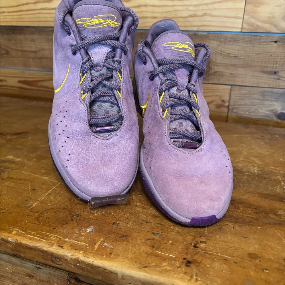 Nike Lebron XXI Basketball Sneakers